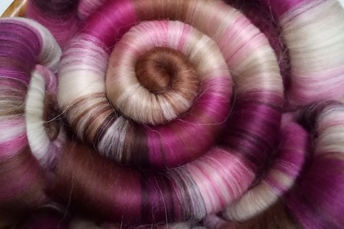 A Touch of Frost rolags - 100g