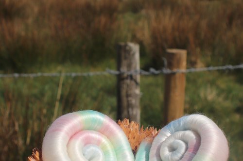 Mother of Pearl rolags - 100g