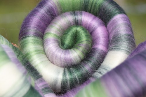 Saturn's Rings - Rolags 100g