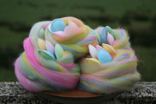 PHAT FIBER April 2017 - Flying Saucer Nests - 100g